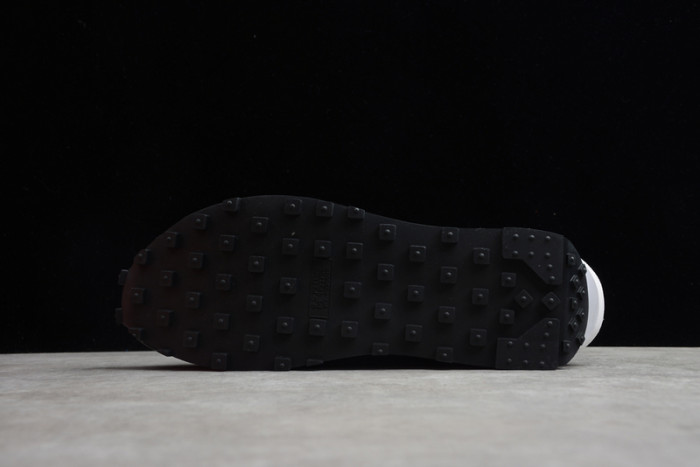 Nike LD Waffle sacai Black Nylon  BV0073-002