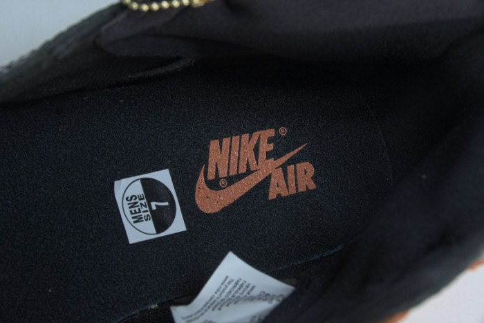 Jordan 1 Retro High Shattered Backboard 3.0 555088-028