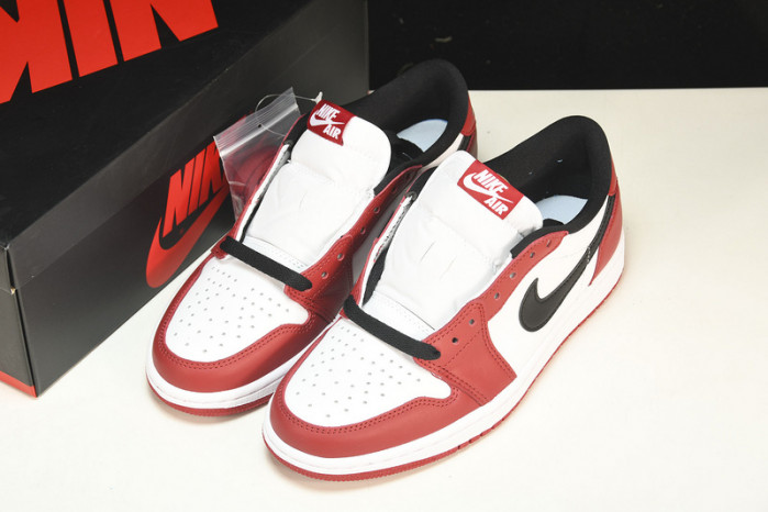 Jordan 1 Retro Low Chicago (2016) 705329-600