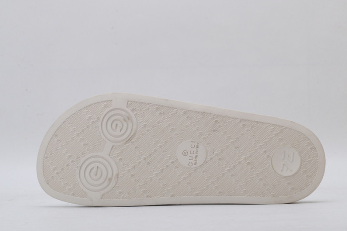 GUCC SANDALS