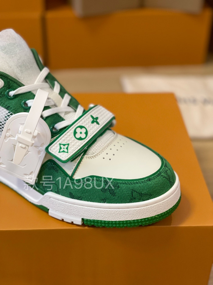 LV Trainer Sneaker
